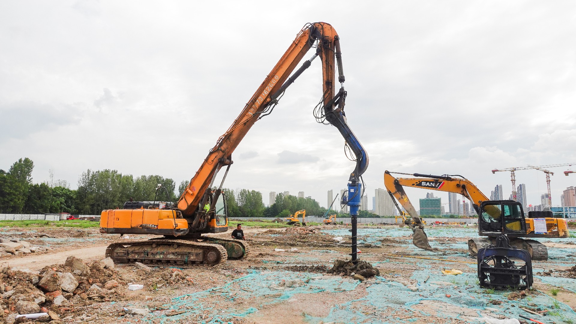 高效便捷——北奕雙缸液壓剪、鉆機(jī)連獲好評(píng)！ 